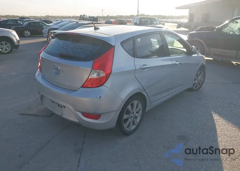 2012 Hyundai Accent Se z USA, uszkodzony, nr VIN KMHCU5AE3CU043202
